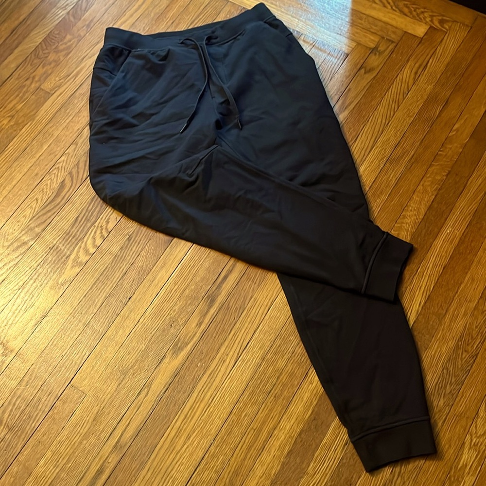 Lululemon Men's Black Joggers